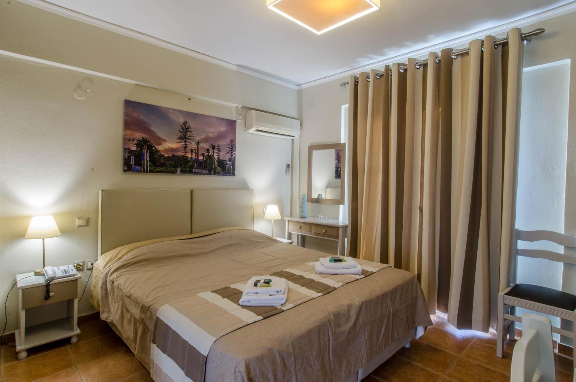 Plaka Studios Карфас Екстер'єр фото